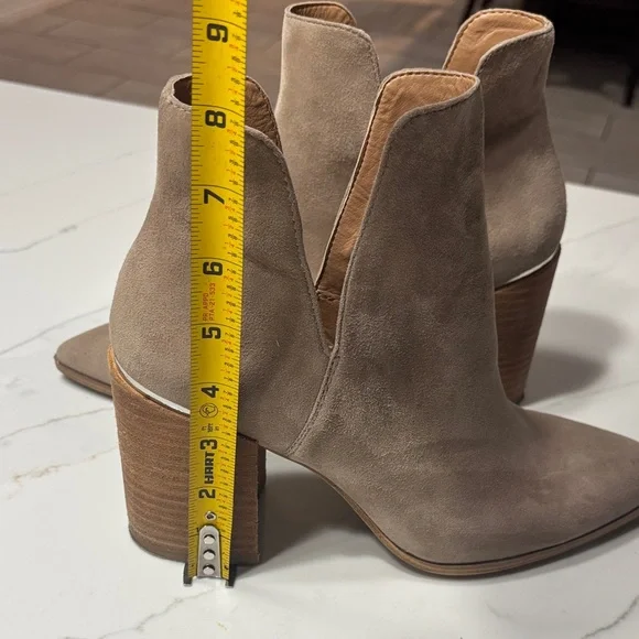 Steve Madden Beige Ankle Booties - Picture 15 of 15
